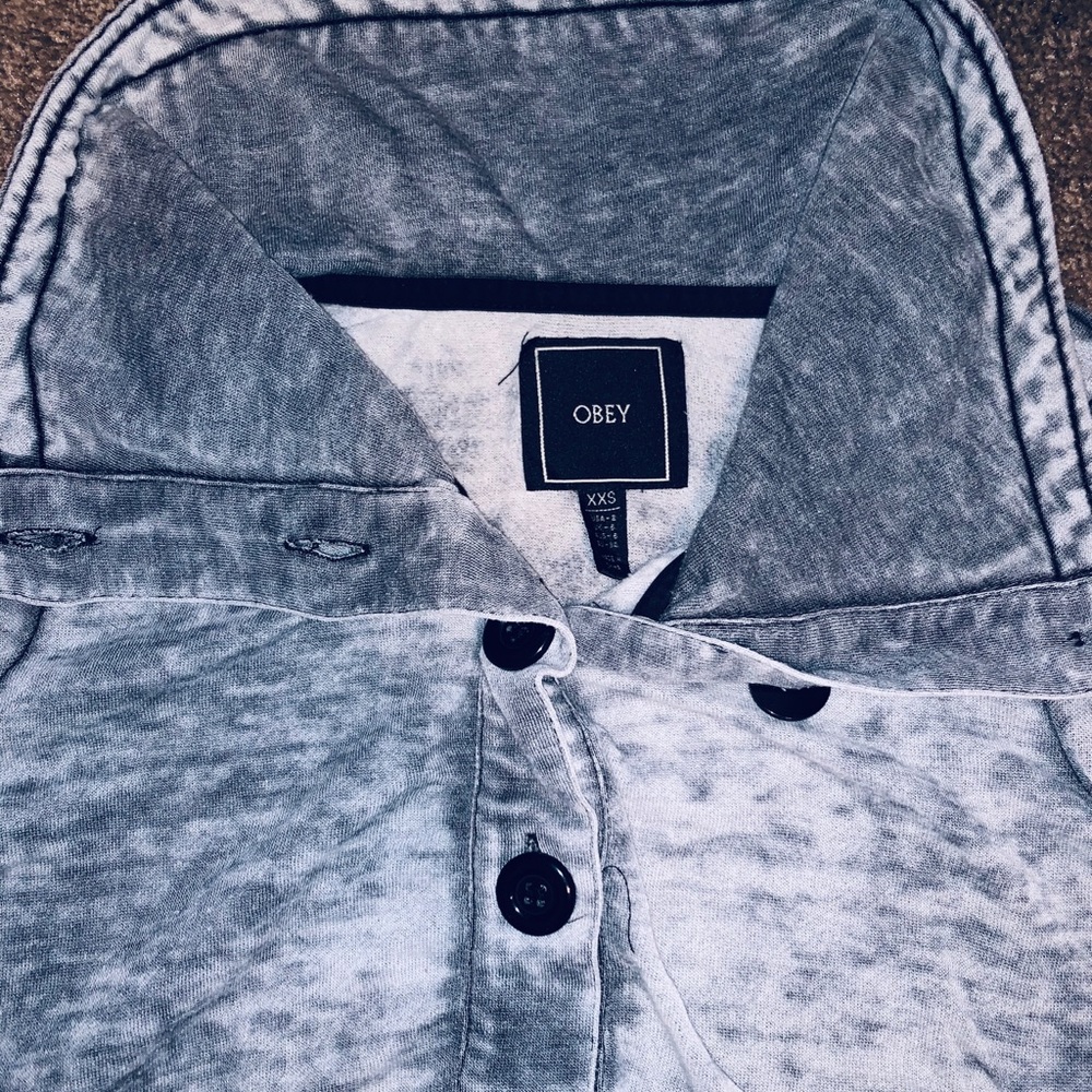 Obey Pullover - Picture 4 of 5